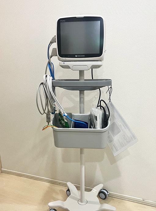 全身管理モニター（血圧、酸素飽和度、脈拍、心電図）